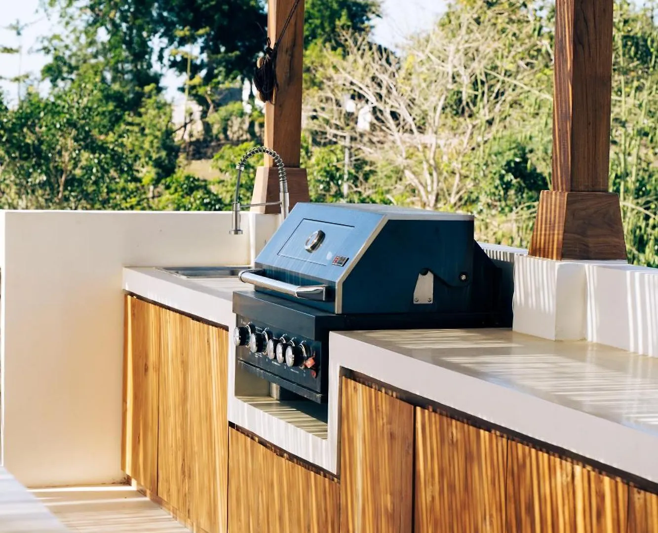 Villa Casa Vay - Luxury Home 3 Bedrooms With Rooftop Pecatu